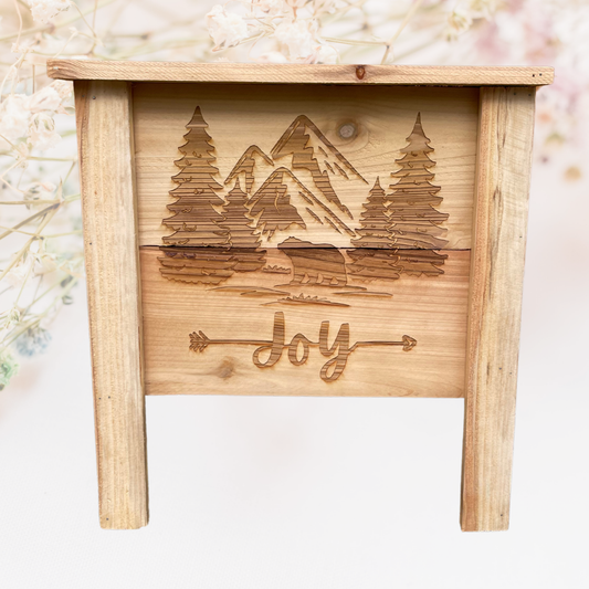 Bear Mountains Joy Small Cedar Planter